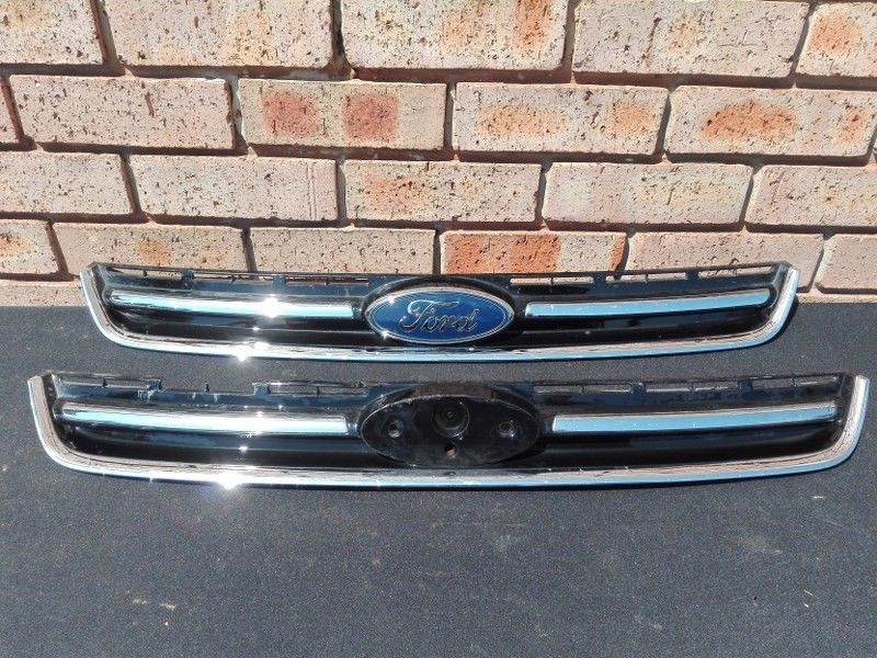 Ford Kuga Main Bumper Grill - Private Seller Ford Kuga Main Bumper Grill - Private Seller