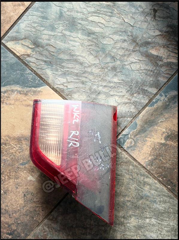 Jeep Grand Cherokee WK2 Right Inner Taillight - Private Seller Jeep Grand Cherokee WK2 Right Inner Taillight - Private Seller