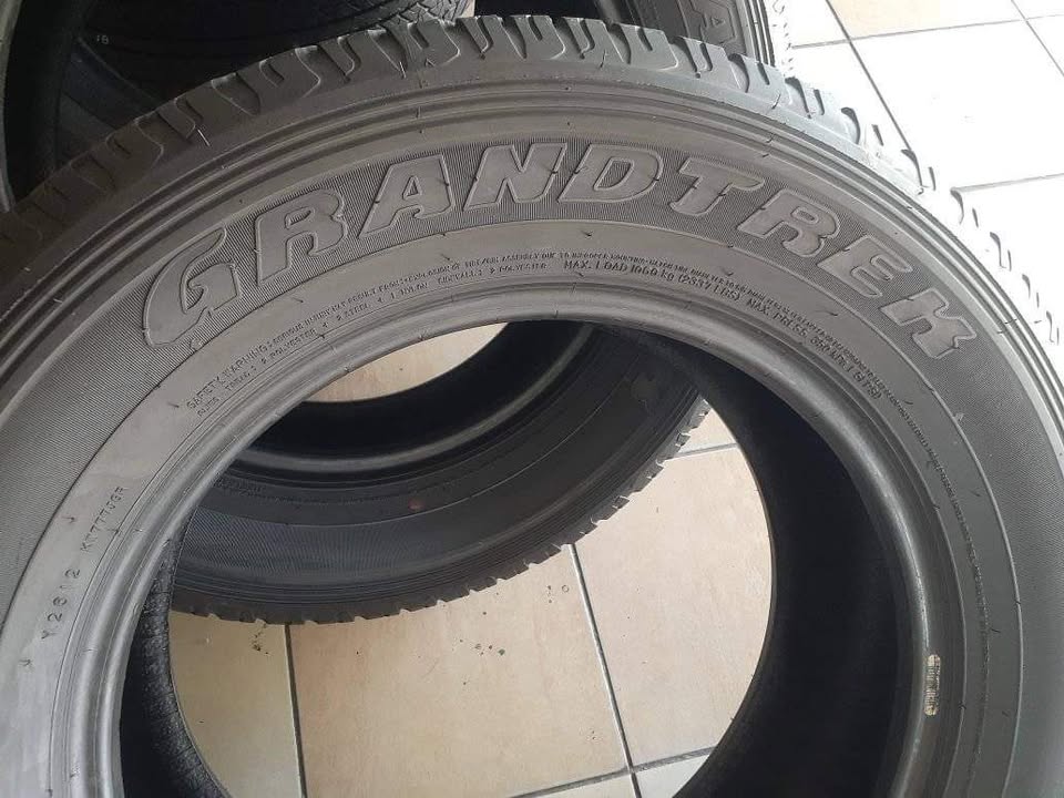 Set of 265/60/18 Dunlop Tyres for Sale. Contact - Private Seller Set of 265/60/18 Dunlop Tyres for Sale. Contact - Private Seller