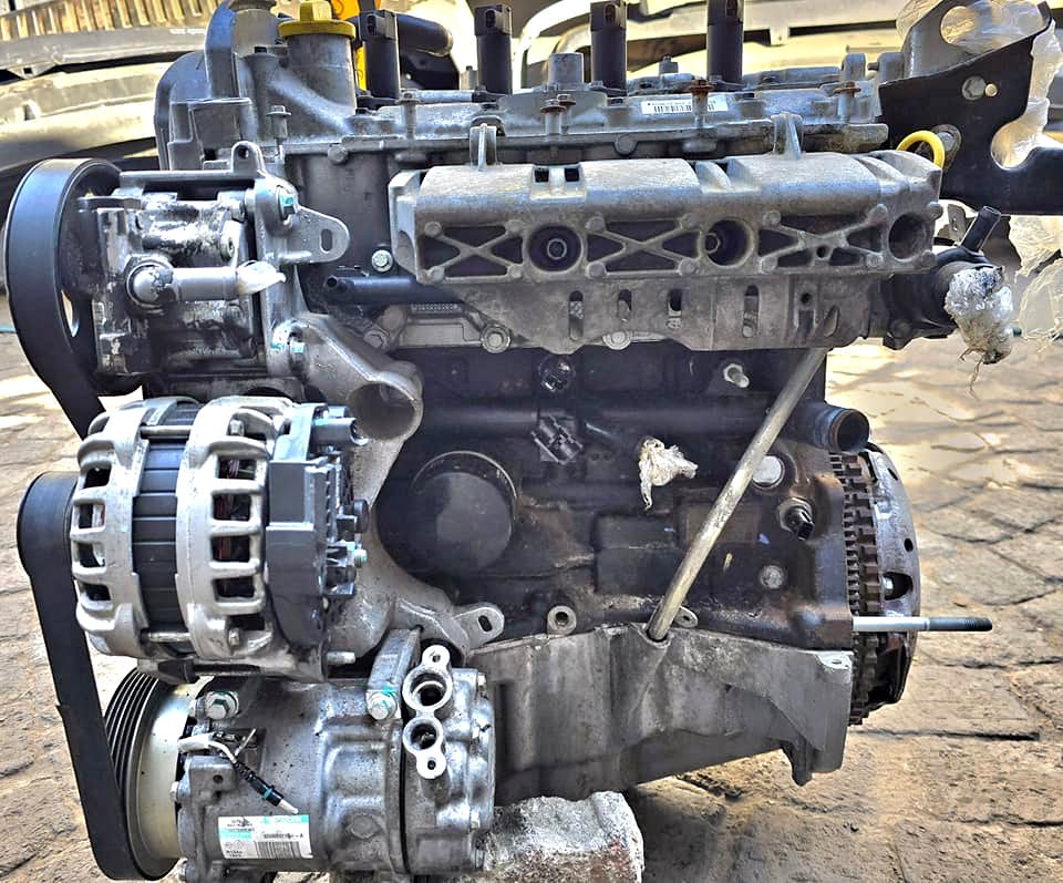 Renault Duster 1.6 K4MA Engine - Private Seller Renault Duster 1.6 K4MA Engine - Private Seller