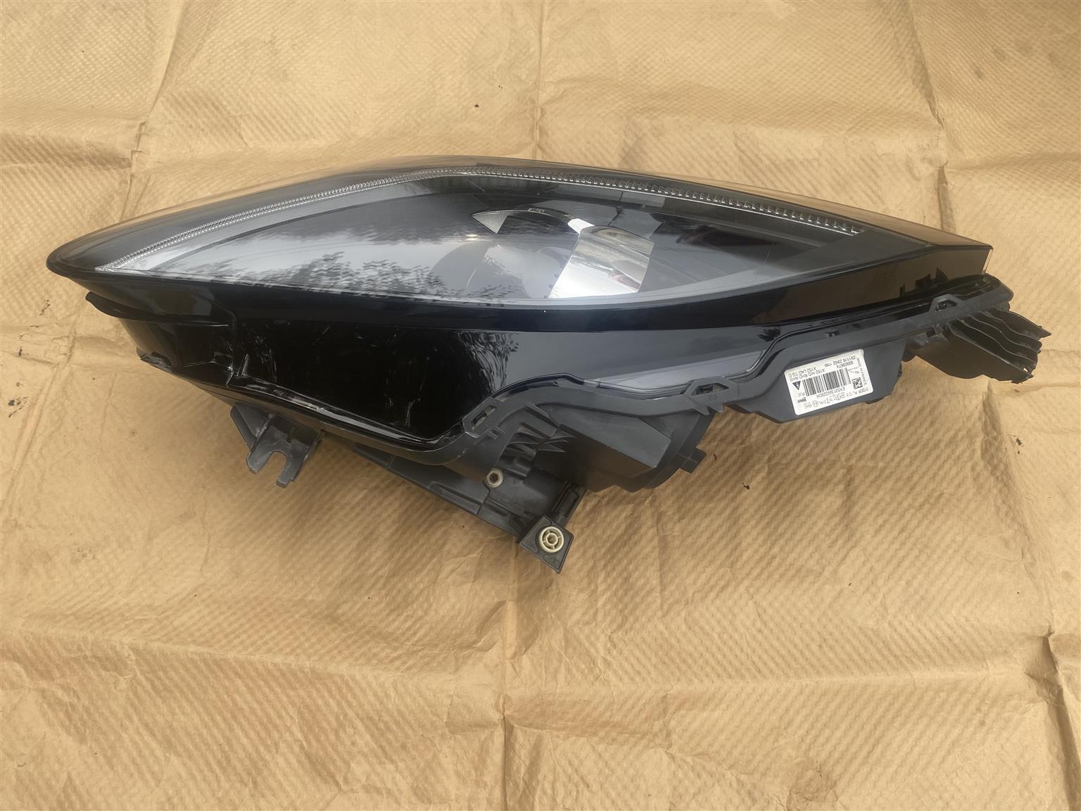 2017 JAGUAR F TYPE BI-XENON HEADLIGHT RIGHT SIDE FOR SALE