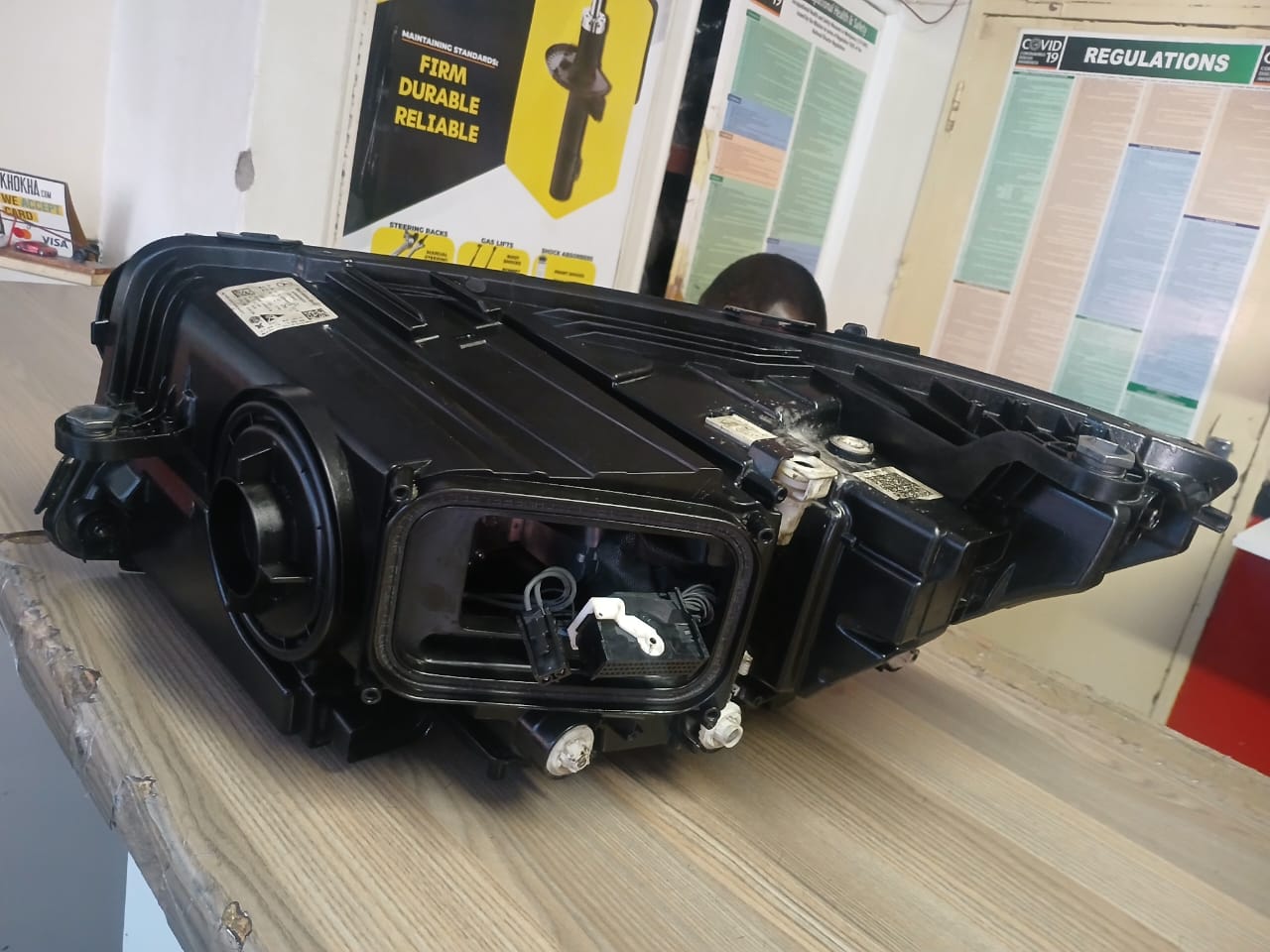 2021 MERCEDES BENZ AMG GT HEADLIGHT LEFT - Private Seller 2021 MERCEDES BENZ AMG GT HEADLIGHT LEFT - Private Seller