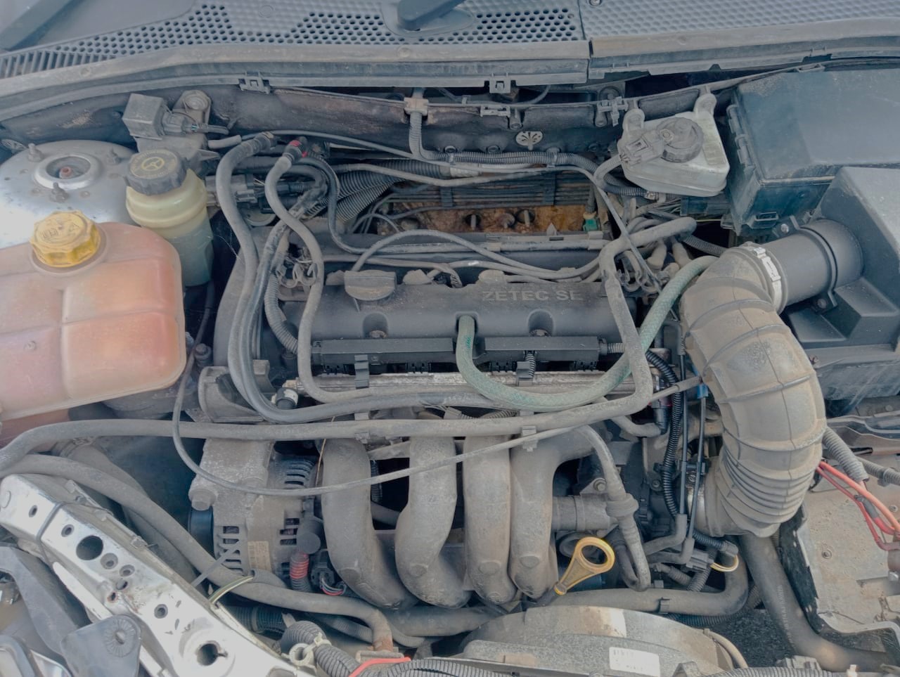 2003 Ford Focus 2.0L -  Stripping for Spares.