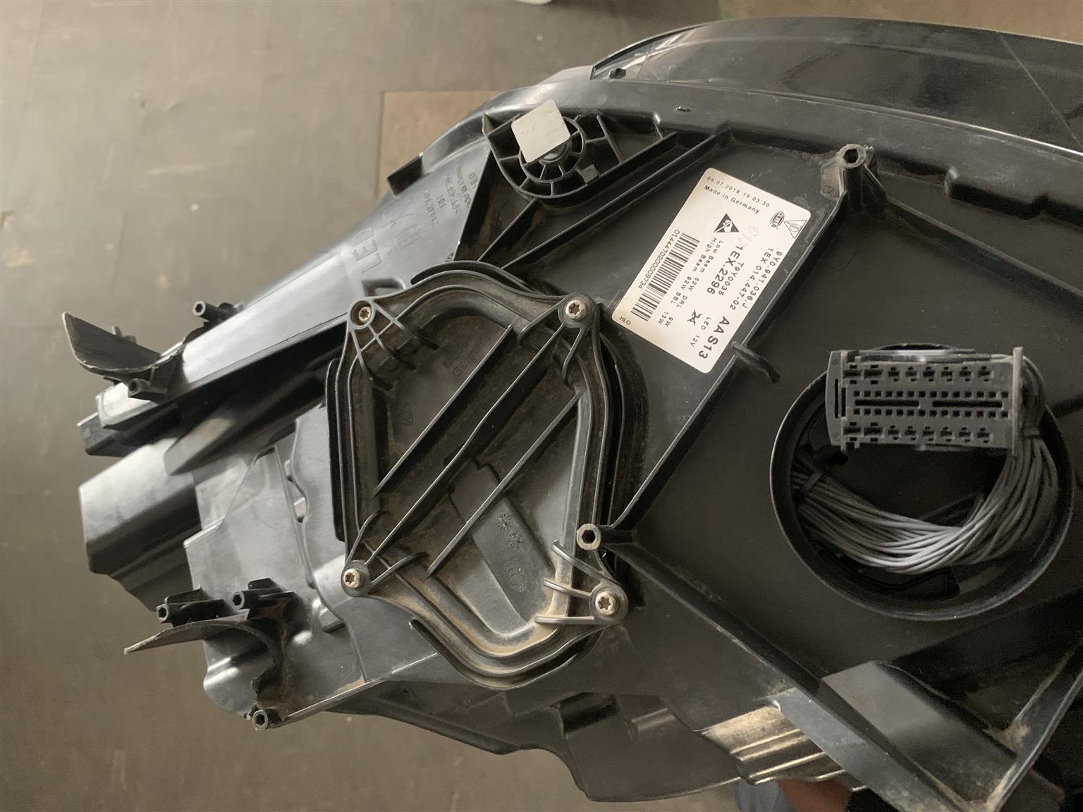 BMW G20 headlights facelift - Private Seller