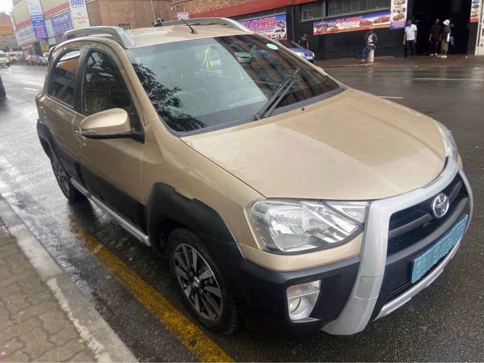 2020 Toyota Etios Cross 1.5 35.000km