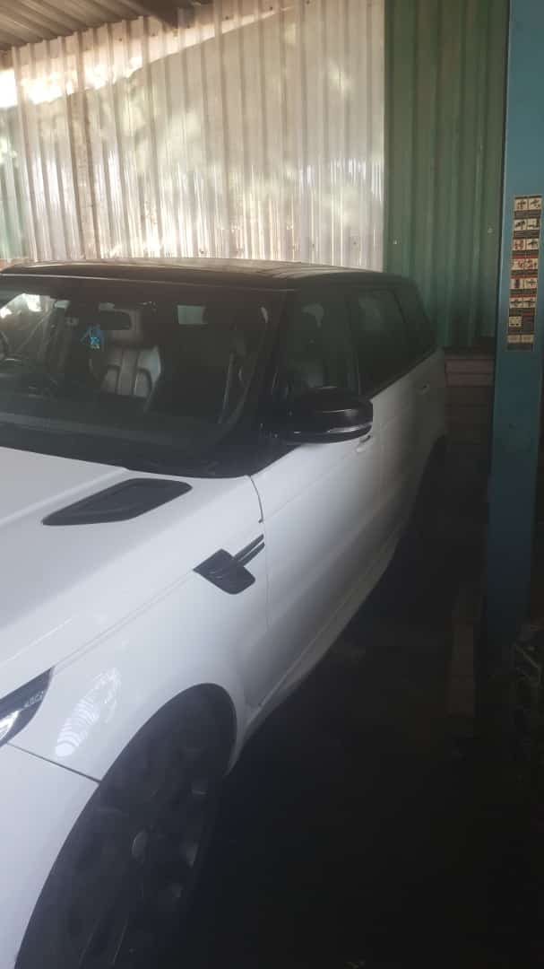2016 Range Rover Sport 3.0 SDV6 SE Spares - White in colour