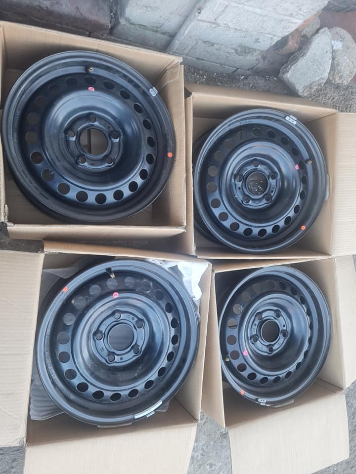 Kia Sonet original standard steal rims size size 15 - Private Seller