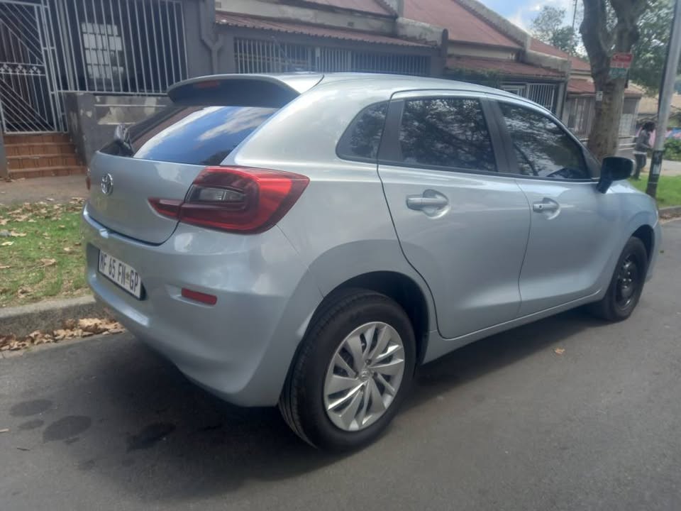 2024 TOYOTA STARLET 1.5 Petrol, manual, Silver, 20000kms,180k Service history, Reverse sensor