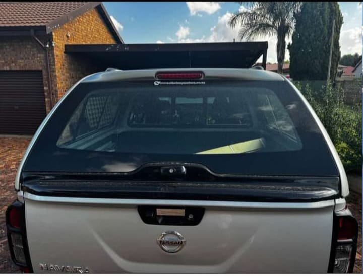 Nissan Navara Double Cab Canopy 2018 - Private Seller