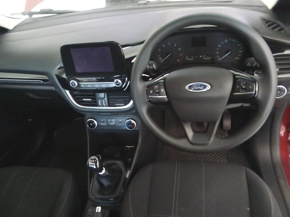 2018 FORD FIESTA ECOBOOST 1.0 MANUAL  PETROL SERVICE BOOK MAROON 60.000KM