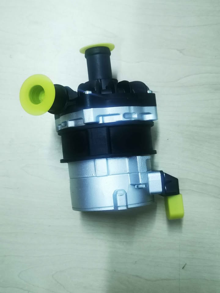 Brand New VW, SEAT, SKODA, VAG, BENTLEY AUDI A5, A6 B8 Auxilary water pumps - Private Seller
