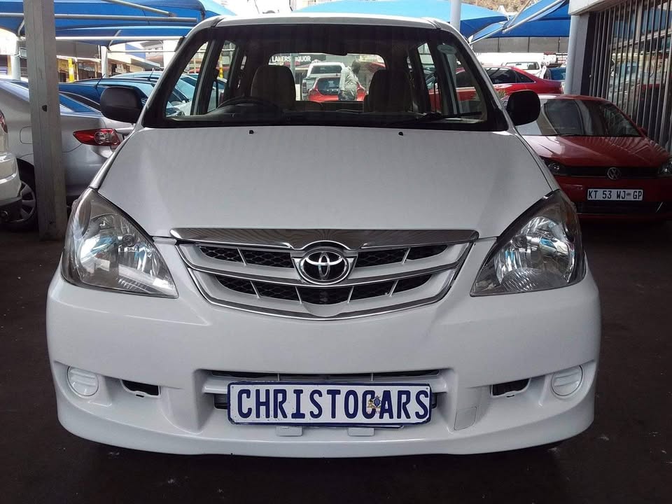 2012 Toyota Avanza sx 7-seater manual 2012