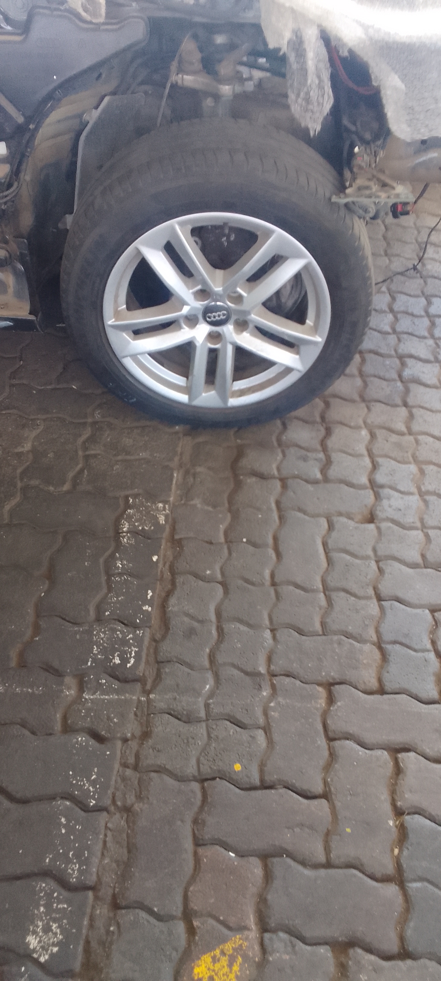 Audi A4 B9 1.4 TFSI Tires and Rims - Private Seller Audi A4 B9 1.4 TFSI Tires and Rims - Private Seller