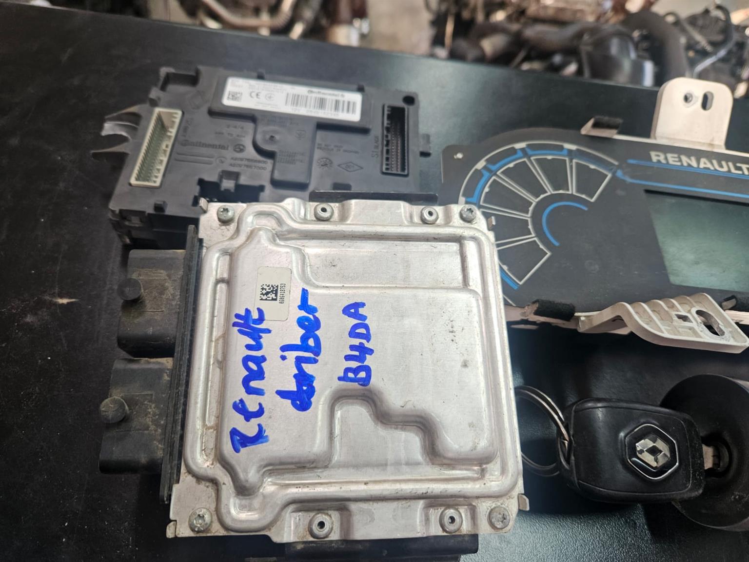 🔑 Renault Triber Petrol Manual Lockset for Sale! 🔑 - Private Seller