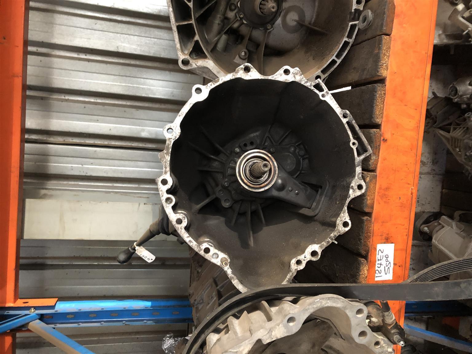 ISUZU 4ZE1 2.6 MANUAL GEARBOX FOR SALE - Private Seller ISUZU 4ZE1 2.6 MANUAL GEARBOX FOR SALE - Private Seller