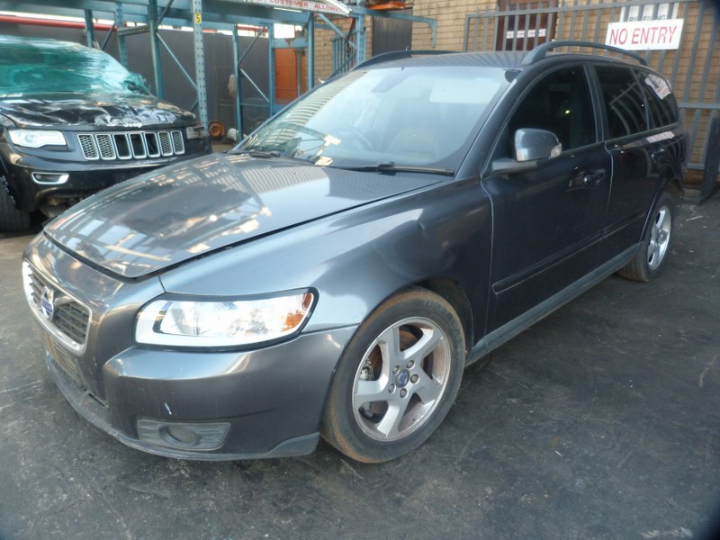 Volvo V50 2.0 Powershift AT Grey - 2012 STRIPPING FOR SPARES - Private Seller Volvo V50 2.0 Powershift AT Grey - 2012 STRIPPING FOR SPARES - Private Seller
