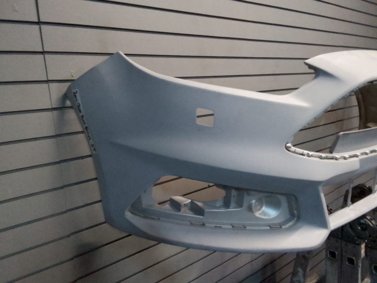 (2017-2021) FORD FOCUS ST FRONT BUMPER FOR SALE - Private Seller (2017-2021) FORD FOCUS ST FRONT BUMPER FOR SALE - Private Seller