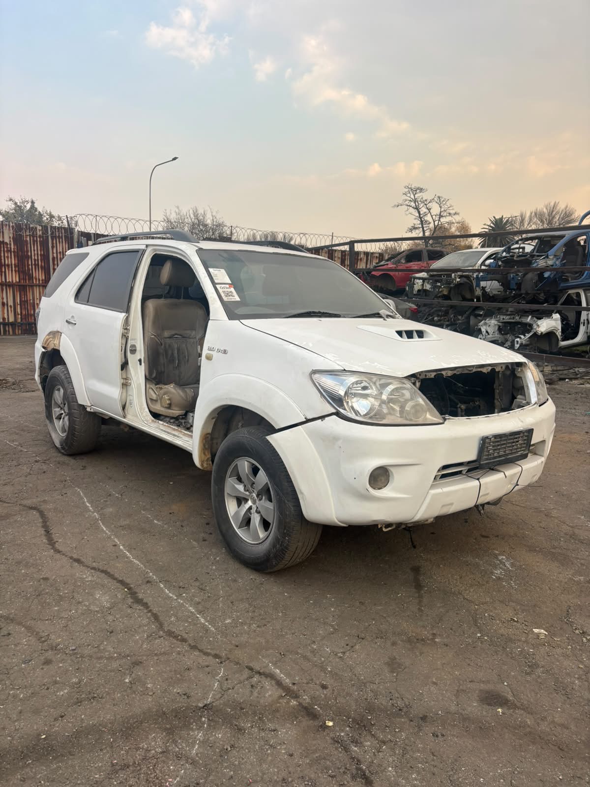 2010 TOYOTA FORTUNER 3.0 D4D #1KD STRIPPING FOR SPARES - Private Seller 2010 TOYOTA FORTUNER 3.0 D4D #1KD STRIPPING FOR SPARES - Private Seller
