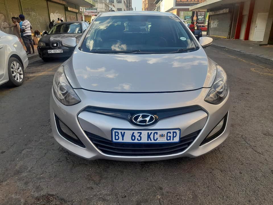 2012 HYUNDAI I30 1.6 AUTOMATIC LEATHER SEATS EXCELLENT CONDITION