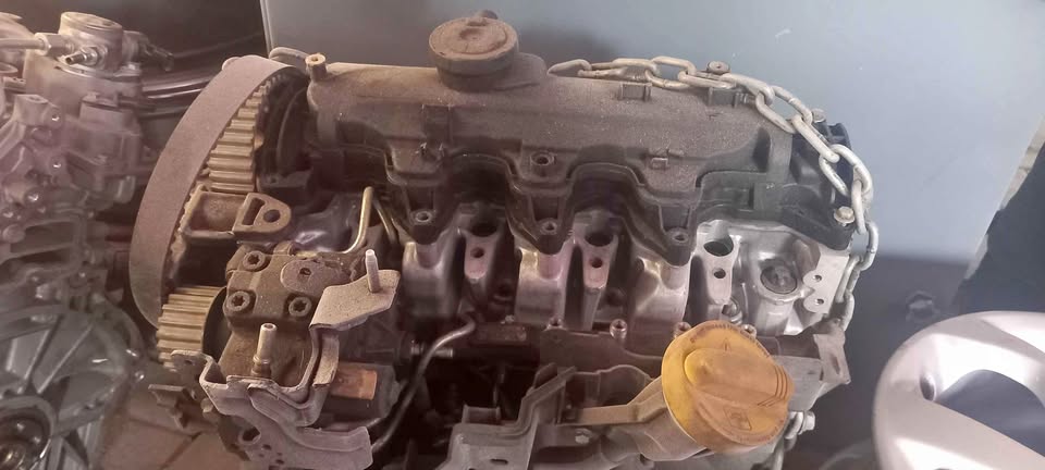 Renault k9 1.5 dci engine for parts - Private Seller