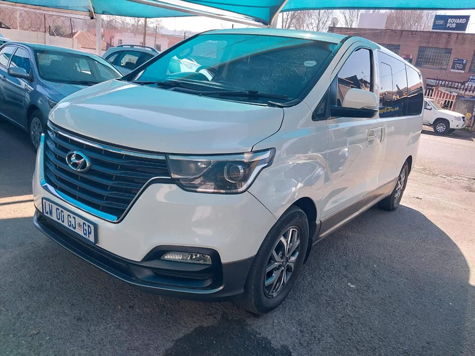 2019 HYUNDAI H1 2.5 CDI 105 000KM WHITE COLOR MANUEL DIESEL