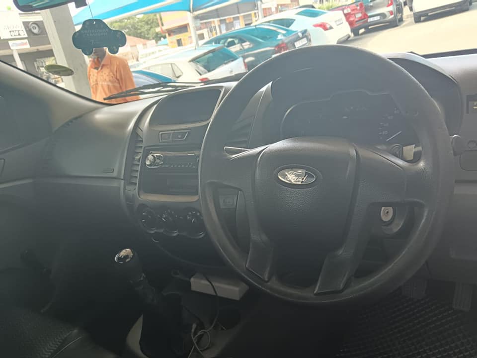 2013 FORD RANGER 2.2 SINGLE CAB 4X4 MANUAL