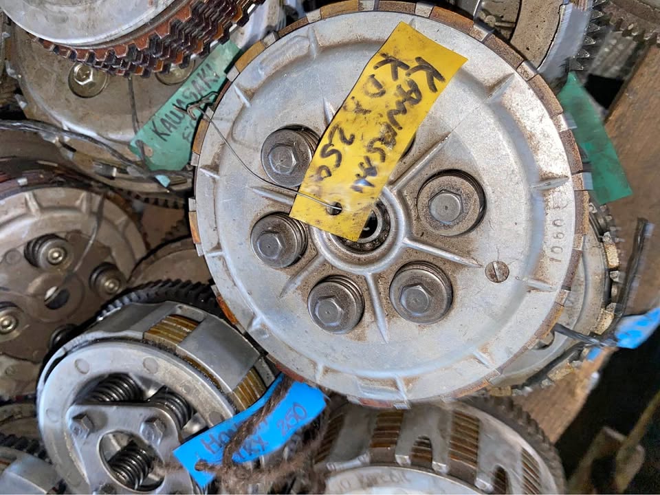 Kawasaki KDX 250 clutch - Private Seller Kawasaki KDX 250 clutch - Private Seller