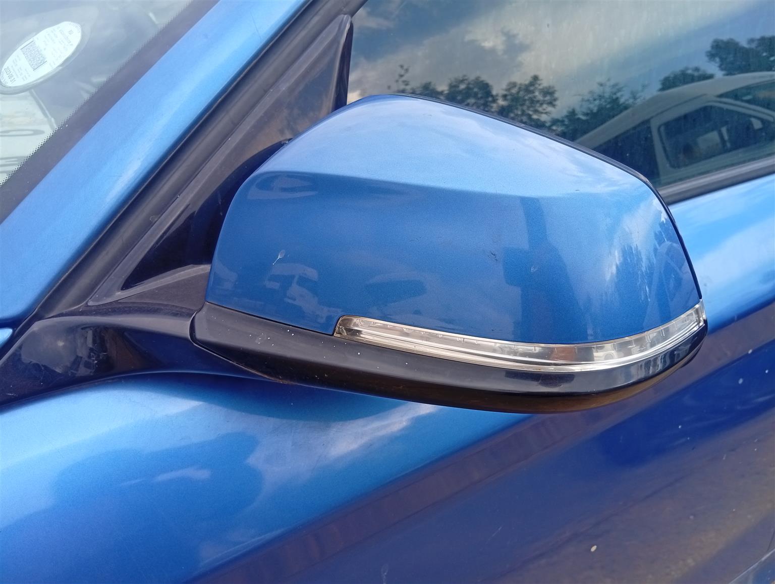 2012-2019 BMW 1 series F20 left and right mirror - Private Seller 2012-2019 BMW 1 series F20 left and right mirror - Private Seller