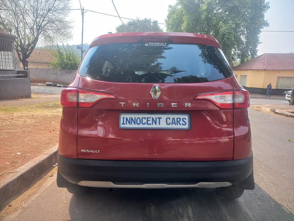 2022 RENAULT TRIBER 1.0 PETROL, MANUAL, MAROON COLOR,  MILEAGE 45000KMS