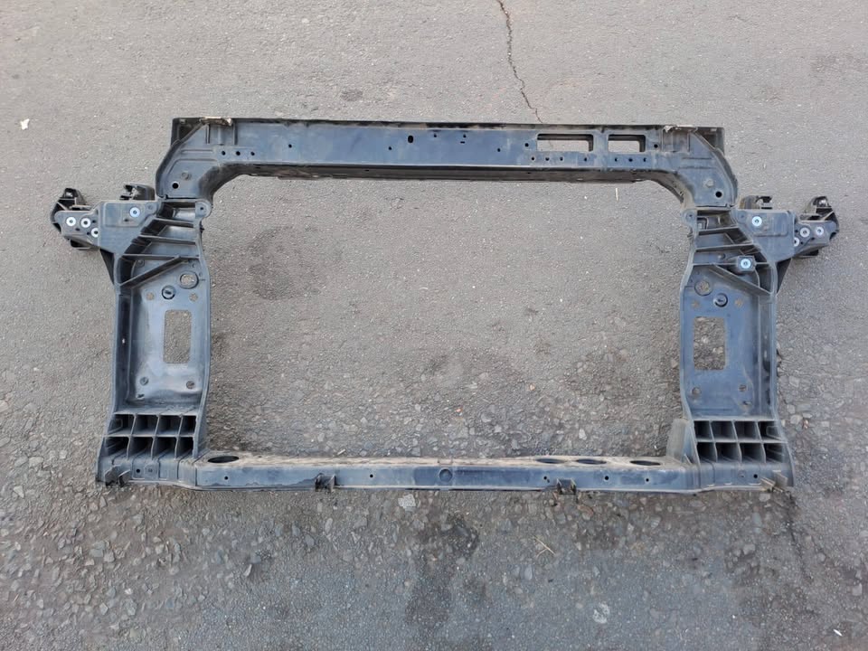 2016 - 2021 Hyundai Tucson Radiator Cradle - Private Seller