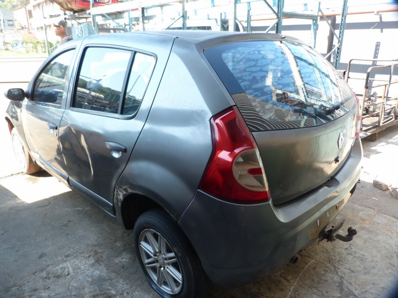 Renault Sandero 1.6 Petrol Manual Charcoal 2011 SPARESBOYZ STRIPPING FOR SPARES - Private Seller Renault Sandero 1.6 Petrol Manual Charcoal 2011 SPARESBOYZ STRIPPING FOR SPARES - Private Seller