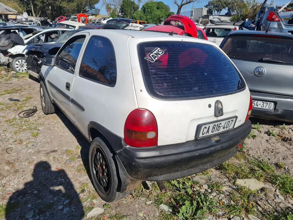opel corsa lite spares - Private Seller