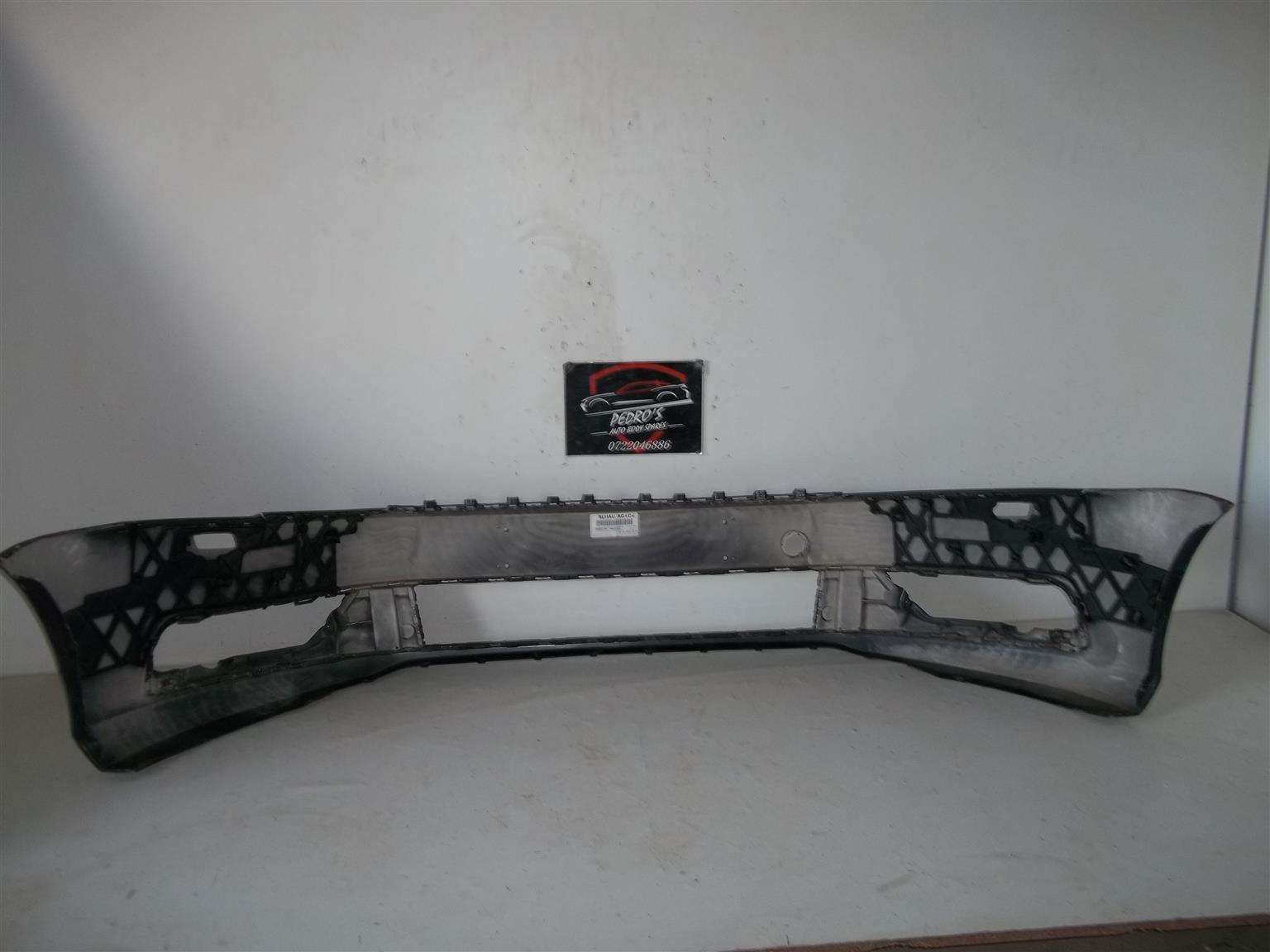 VW Passat (B7) '11-'14 front bumper with PDC & washer holes - Private Seller VW Passat (B7) '11-'14 front bumper with PDC & washer holes - Private Seller
