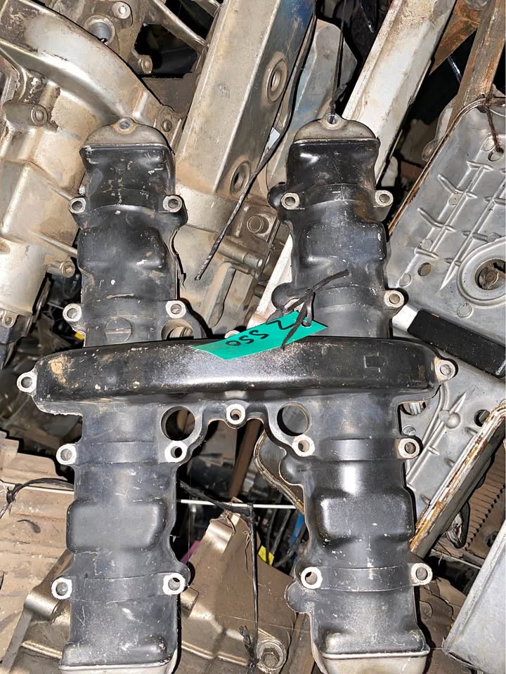 Kawasaki Z500/550 tapped cover - Private Seller Kawasaki Z500/550 tapped cover - Private Seller