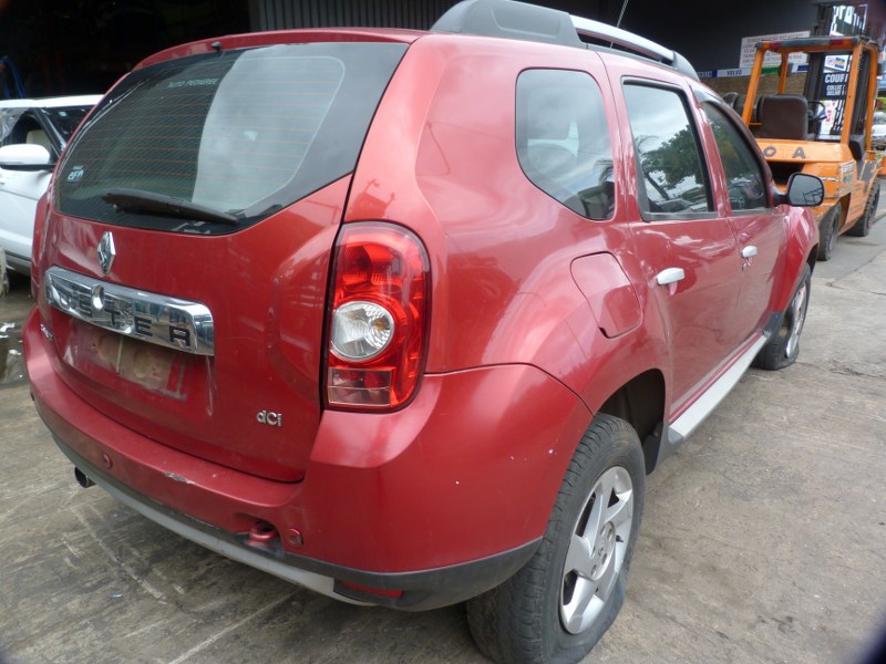 Renault Duster 1.5 dCi Dynamique 4 X4  Manual Red - 2015 STRIPPING FOR SPARES - Private Seller