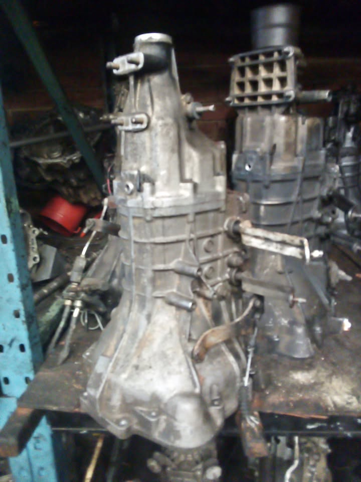 HYUNHDAI H100 MANUAL GEARBOX - Private Seller HYUNHDAI H100 MANUAL GEARBOX - Private Seller