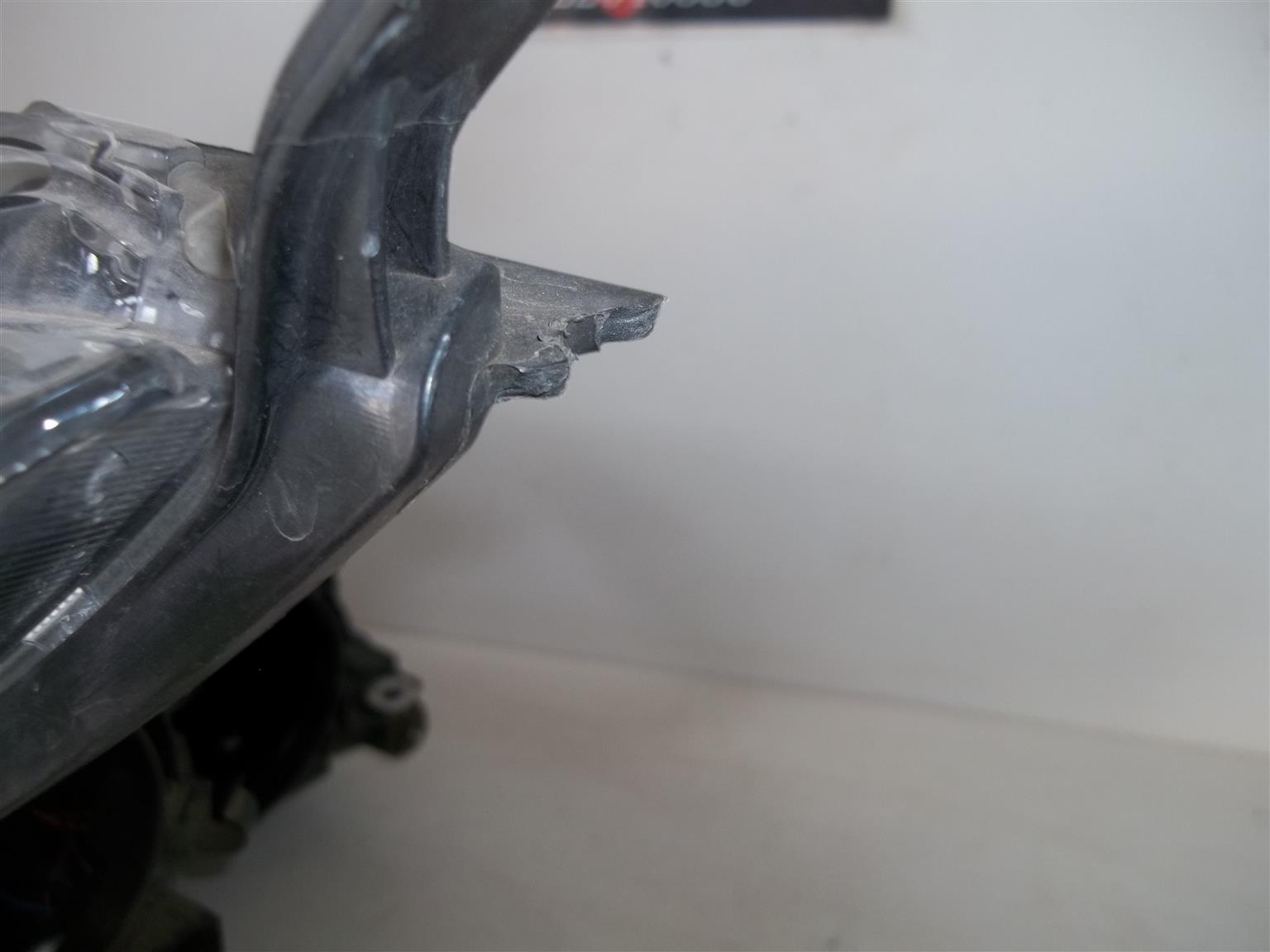 Ford Transit Custom '13-'19 left headlight with DRL - Private Seller Ford Transit Custom '13-'19 left headlight with DRL - Private Seller