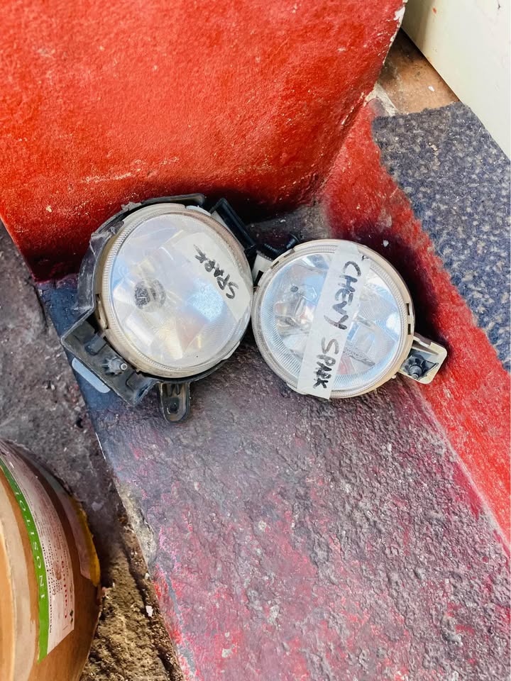 Chevrolet Spark fog lights - Private Seller Chevrolet Spark fog lights - Private Seller