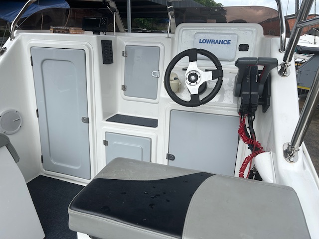 Seacat 520 FC with 2 x Yamaha F70hp Motors