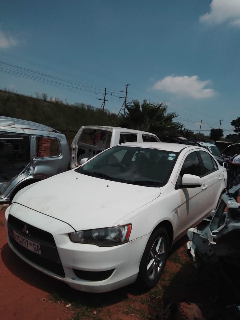 Mitsubishi Lancer 2L Stripping for Spares - Private Seller Mitsubishi Lancer 2L Stripping for Spares - Private Seller