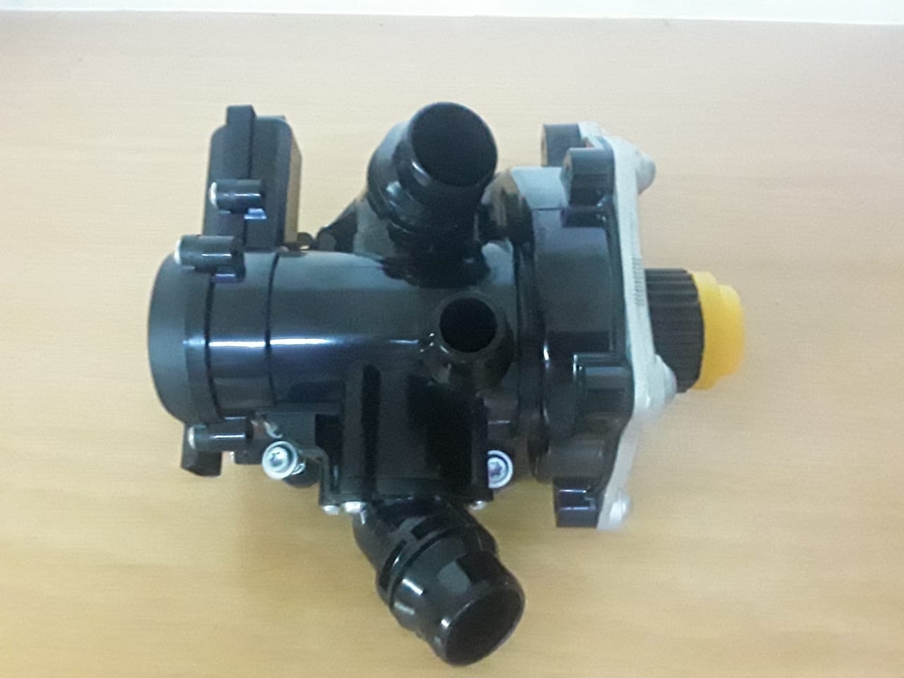 GOLF 7 WATER PUMP - Private Seller
