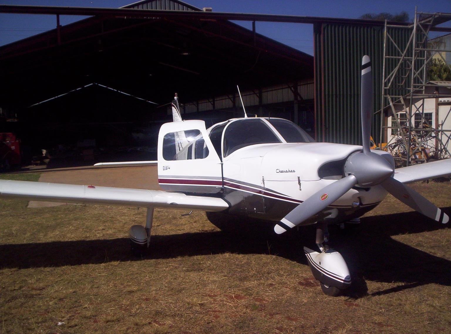 PIPER CHEROKEE SIX-300