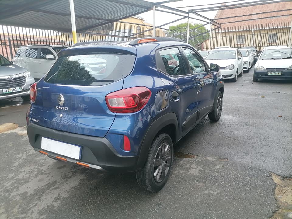 2022 Renault Climber 1.0 with a Service book and spare key Reserves camera and Sensor