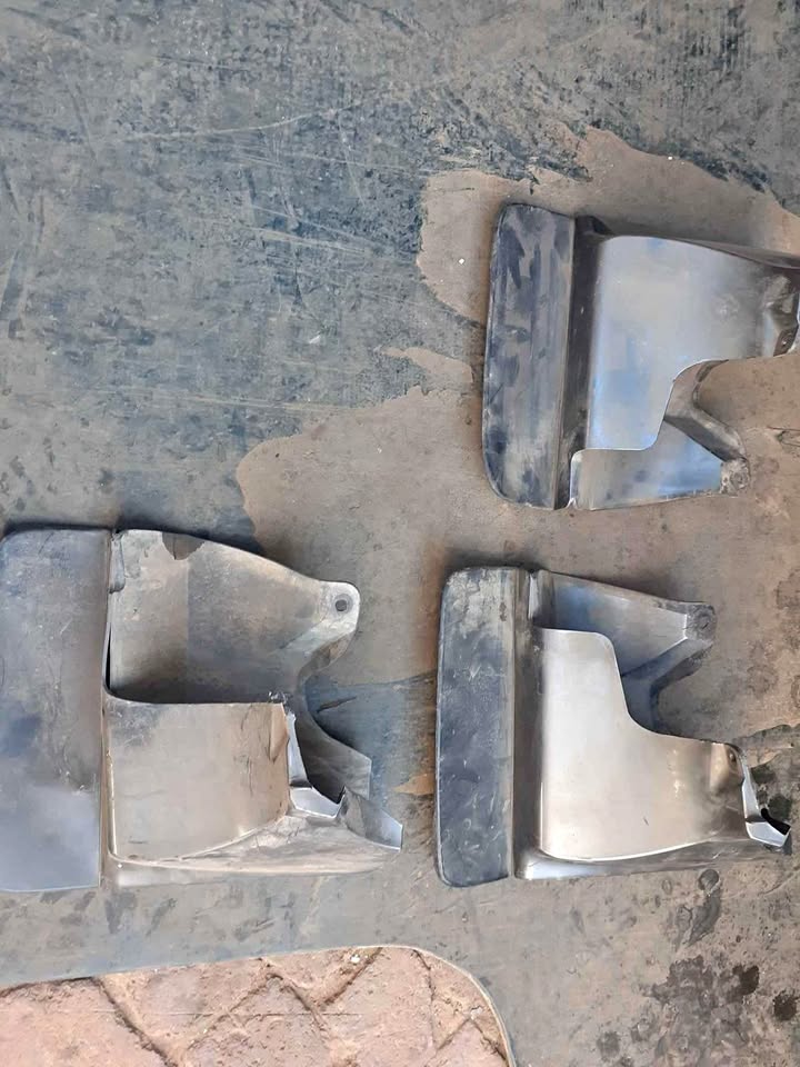 Toyota Prado 120 series front mud flaps for sale - Private Seller Toyota Prado 120 series front mud flaps for sale - Private Seller