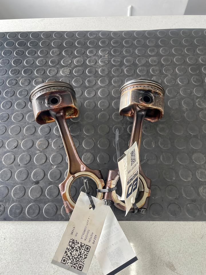 Toyota Corolla 1.4 VVTi Pistons for sale (4ZZ-FE) - Private Seller