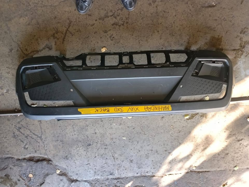 Mahindra XUV back bumper - Private Seller