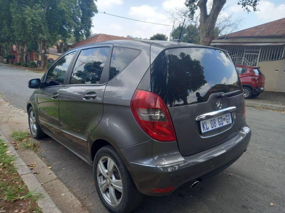 2012 MERCEDES BENZ A200 Petrol, Automatic, Grey Color, Mileage 87000kms,