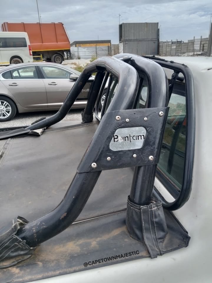 FORD ROCAM BANTAM 1.6i XLT - BODY PARTS FOR SALE - Private Seller