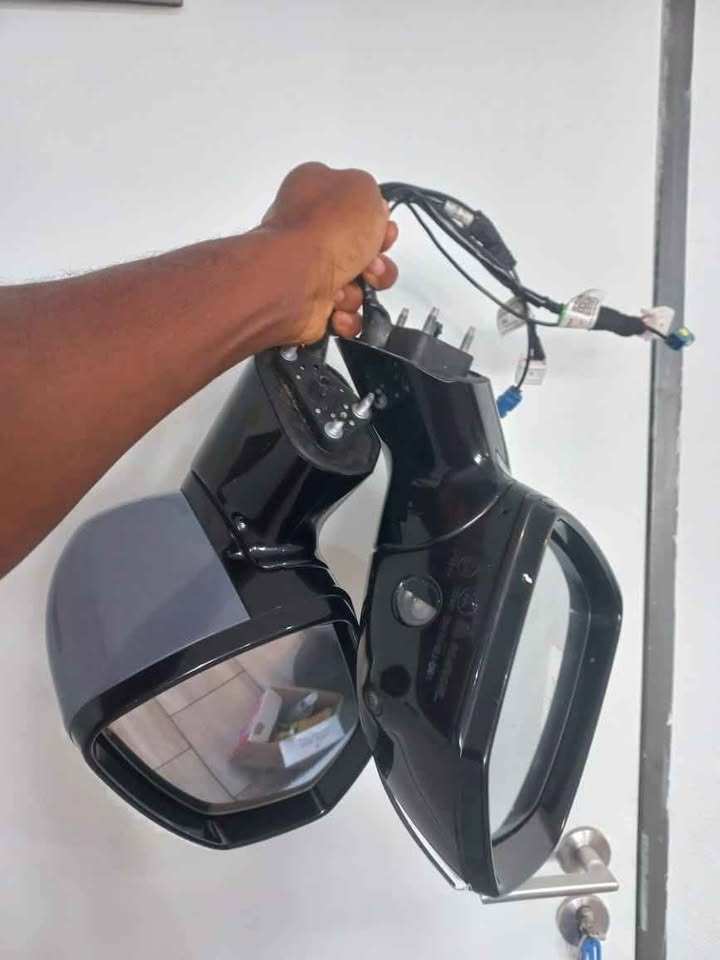 Haval H6 side mirror with camera and sensor from 2021 to 2025 - Private Seller Haval H6 side mirror with camera and sensor from 2021 to 2025 - Private Seller