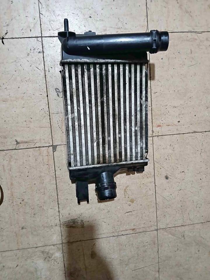 Renault Clio 4 intercooler - Private Seller Renault Clio 4 intercooler - Private Seller
